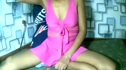 Snapshot of larra27 chatting on 10-16-25, 12:06 Malala online show from 10-16-25, 12:06