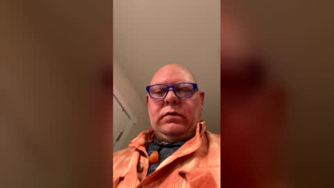 larsenbrent44 online show from 02-25-26, 06:45