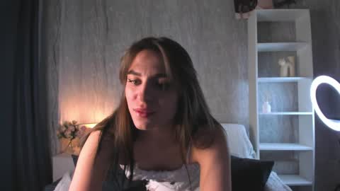 lasly_moon online show from 03-20-26, 12:37