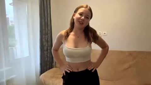 Snapshot of lasonyaberri chatting on 08-03-26, 02:00 Sandy online show from 08-03-26, 02:00
