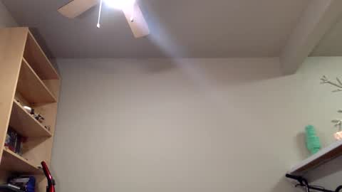 Roxy blue online show from 02-25-26, 09:08