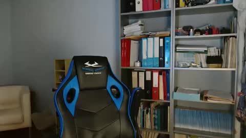 Latex Doll Iris online show from 01-12-26, 06:24