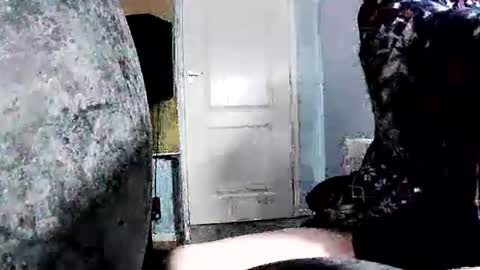 latexchris77 online show from 02-19-26, 09:27