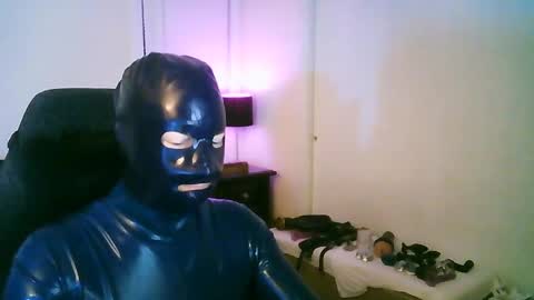 Snapshot of latexminheadroom chatting on 10-02-25, 02:07 latexminheadroom online show from 10-02-25, 02:07