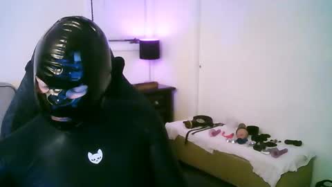 latexminheadroom online show from 02-20-26, 05:48