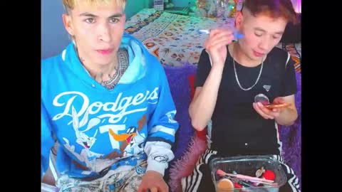 latin_boysxxx_ online show from 12-01-25, 04:34