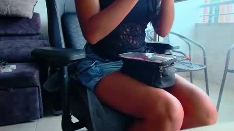 Snapshot of latin_couple77 chatting on 05-30-26, 10:40 Sara y Andy online show from 05-30-26, 10:40