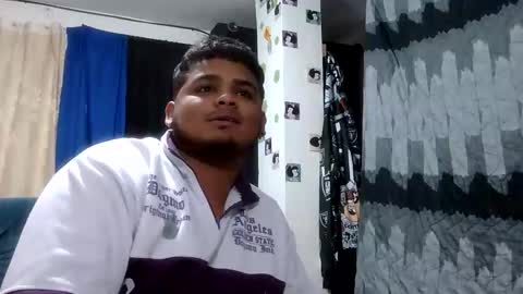 Snapshot of latin_curiousxxx chatting on 05-27-26, 12:40 latin_curiousxxx online show from 05-27-26, 12:40