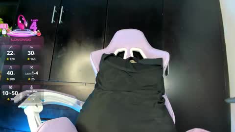 kay online show from 10-13-25, 01:38