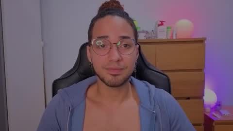  Free OF online show from 11-12-25, 06:36