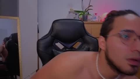  Free OF online show from 11-17-25, 06:08