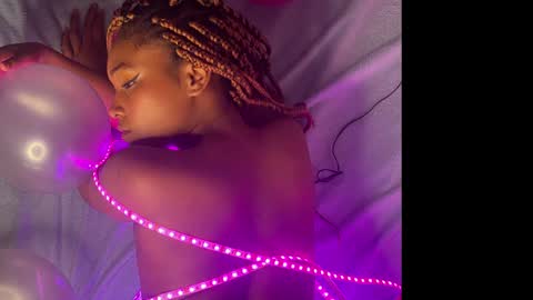 Snapshot of latin_rihanna_j chatting on 12-03-24, 04:58 karen online show from 12-03-24, 04:58