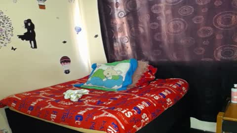 Snapshot of latin_rihanna_j chatting on 01-26-25, 01:47 karen online show from 01-26-25, 01:47