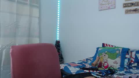 Snapshot of latin_rihanna_j chatting on 01-10-26, 11:53 karen online show from 01-10-26, 11:53