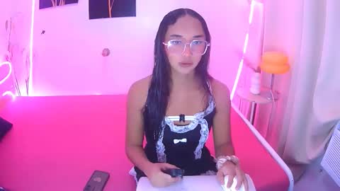 latina_kia online show from 12-23-25, 04:10