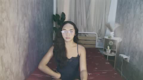 latina_kia online show from 01-17-26, 02:05