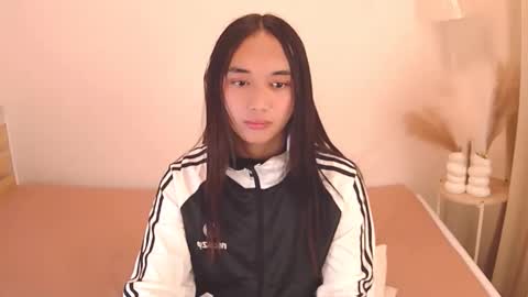 latina_kia online show from 03-12-26, 06:58