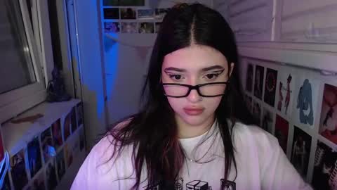 Snapshot of latina_mia chatting on 02-06-25, 11:58 miiiiiiaaaa online show from 02-06-25, 11:58