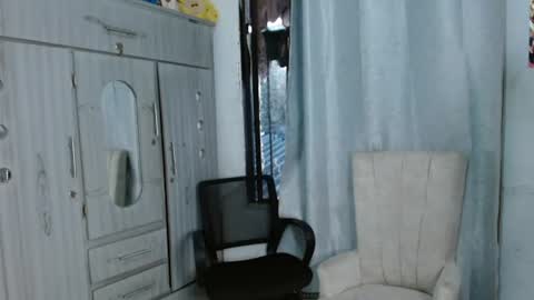 Snapshot of latina_queen0 chatting on 07-18-26, 11:19 latina_queen0 online show from 07-18-26, 11:19