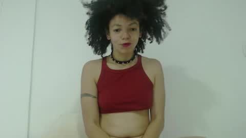 Latinacoka online show from 02-16-25, 01:49