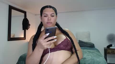 FLOR SALVAJE online show from 10-05-25, 08:29