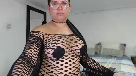 FLOR SALVAJE online show from 11-03-25, 05:25