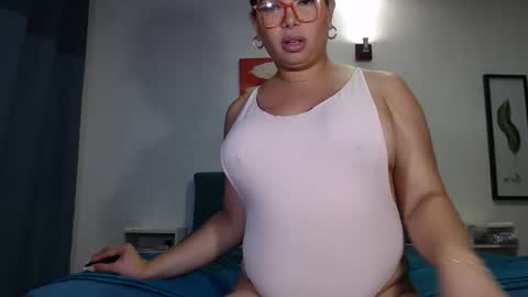 FLOR SALVAJE online show from 02-26-26, 04:28