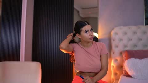 Latina online show from 05-24-26, 06:24
