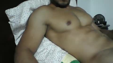Snapshot of latinboy_26 chatting on 01-02-25, 05:14 latinboy_26 online show from 01-02-25, 05:14