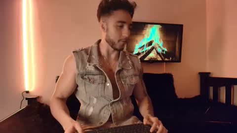 LatinBoyVIP  Colombian online show from 05-01-26, 10:36