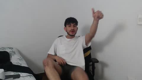 Snapshot of latinbunny7779 chatting on 12-02-24, 02:41 camilo online show from 12-02-24, 02:41