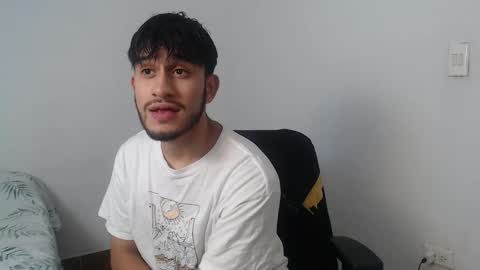 Snapshot of latinbunny7779 chatting on 12-10-24, 12:06 camilo online show from 12-10-24, 12:06