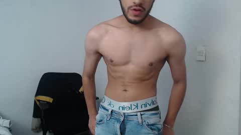 Snapshot of latinbunny7779 chatting on 12-10-24, 10:47 camilo online show from 12-10-24, 10:47