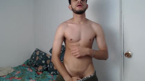 Snapshot of latinbunny7779 chatting on 01-15-25, 02:38 camilo online show from 01-15-25, 02:38