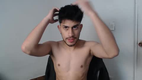 Snapshot of latinbunny7779 chatting on 02-19-25, 07:17 camilo online show from 02-19-25, 07:17