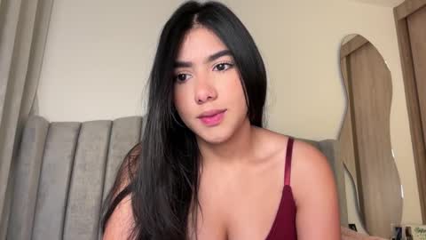 Snapshot of latinella chatting on 09-10-25, 06:02 Hi - online show from 09-10-25, 06:02