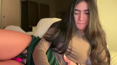 Hi -  online show from 04-09-26, 05:07