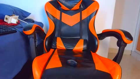 blackBear online show from 12-18-25, 08:59