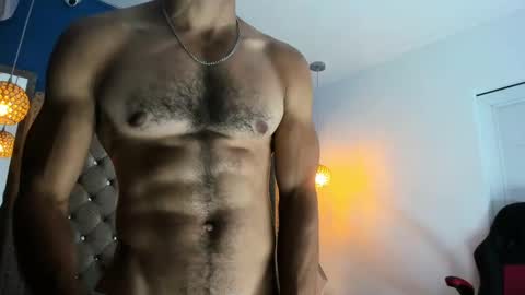 Snapshot of latinhotboys1 chatting on 01-18-25, 07:38 Zeus online show from 01-18-25, 07:38