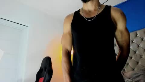 Snapshot of latinhotboys1 chatting on 02-10-25, 06:20 Zeus online show from 02-10-25, 06:20