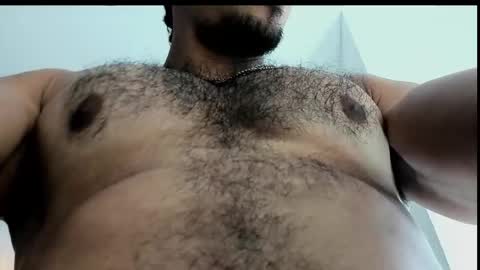 Snapshot of latinhotboys1 chatting on 10-22-25, 01:17 Zeus online show from 10-22-25, 01:17