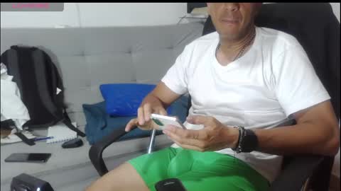 latinmartin254 online show from 05-15-26, 02:51