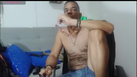 latinmartin254 online show from 05-19-26, 01:56