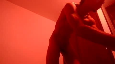 Snapshot of latinndexter chatting on 02-19-25, 08:33 DEXTER online show from 02-19-25, 08:33