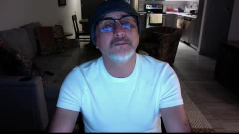 QS - INDEPENDENT MODEL online show from 12-24-24, 02:32