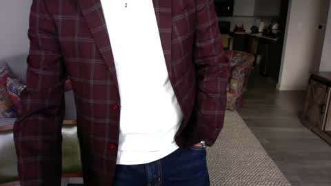 QS - INDEPENDENT MODEL online show from 01-21-25, 03:32