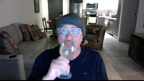 QS - INDEPENDENT MODEL online show from 02-23-25, 06:17