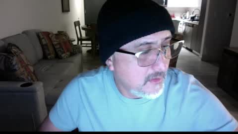 QS - INDEPENDENT MODEL online show from 02-26-25, 06:37