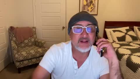 QS - INDEPENDENT MODEL online show from 10-07-25, 01:47