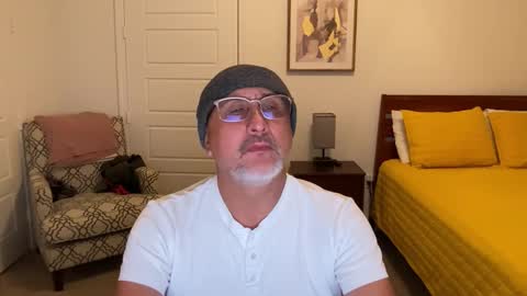 QS - INDEPENDENT MODEL online show from 11-17-25, 04:07